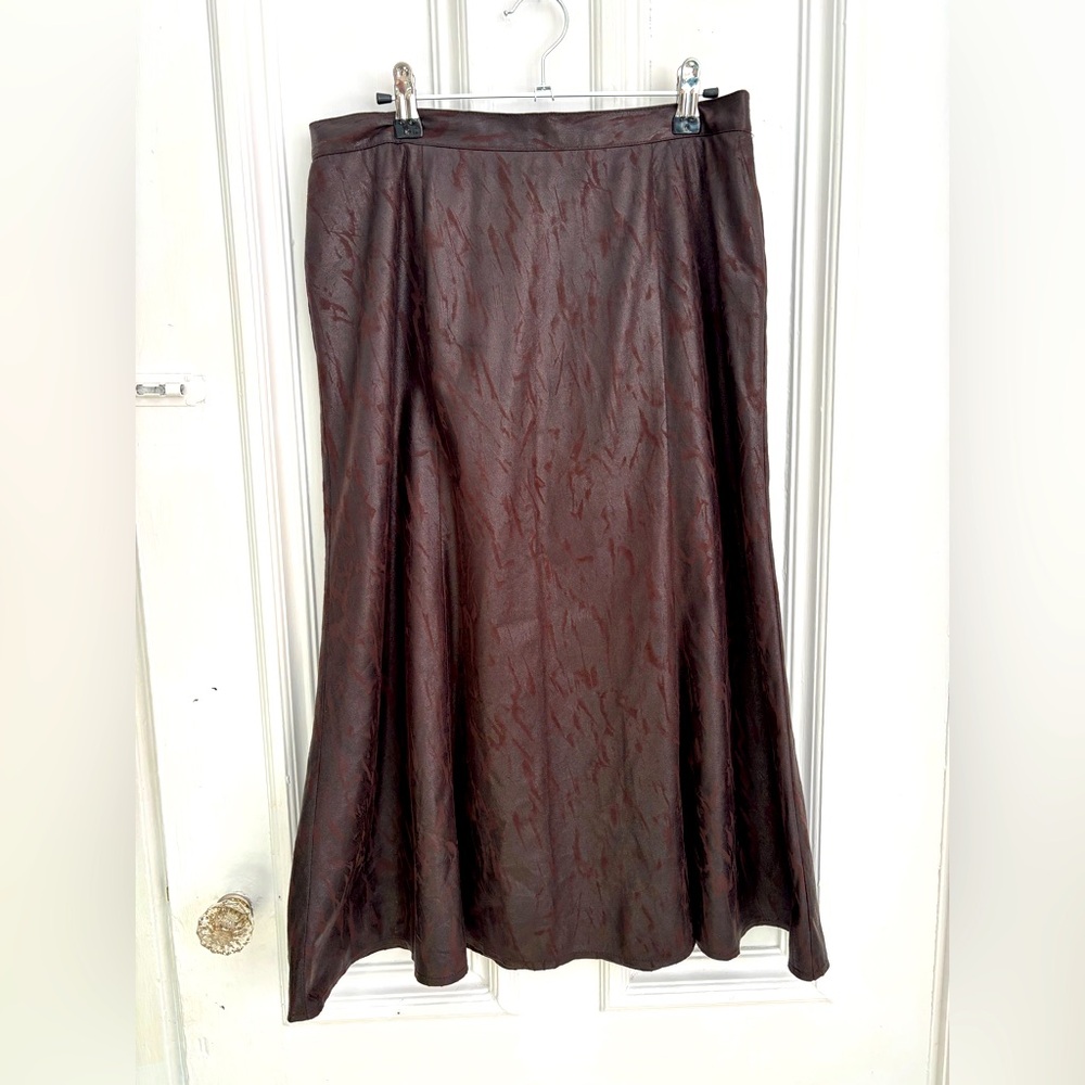 Long Vintage Hiroko Brown Maxi Long Skirt with Flowy Pattern and Design